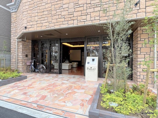 プレジオ玉造　仲介手数料無料のエントランス