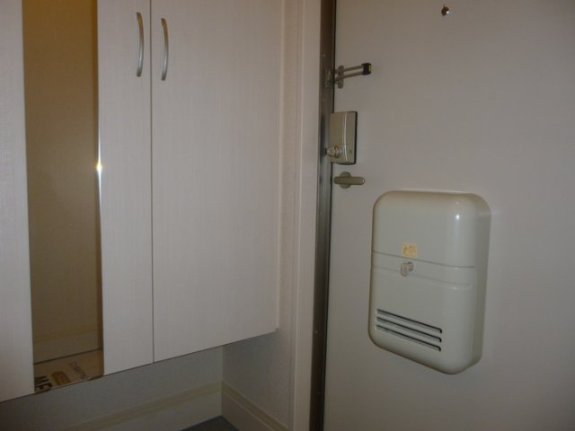 アーキタイプマイハマの玄関