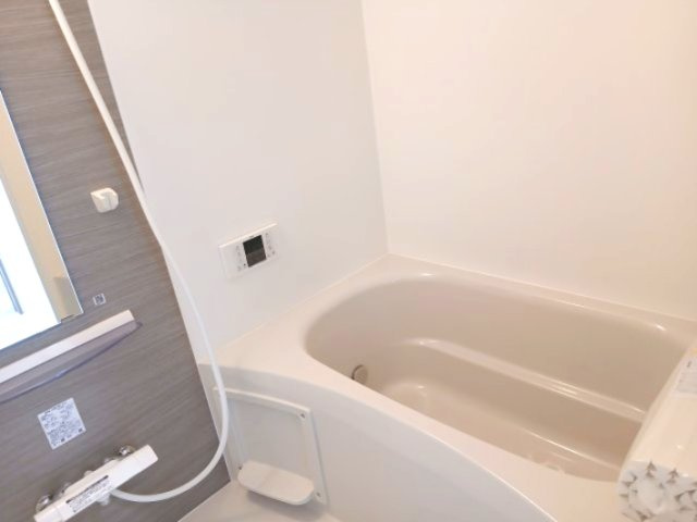 Pinot noir(ピノ・ノワール)の浴室