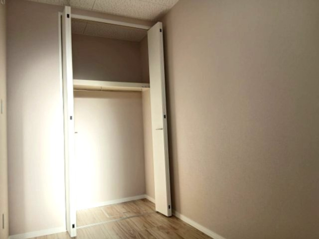 Pinot noir(ピノ・ノワール)の収納|建築中の写真です。