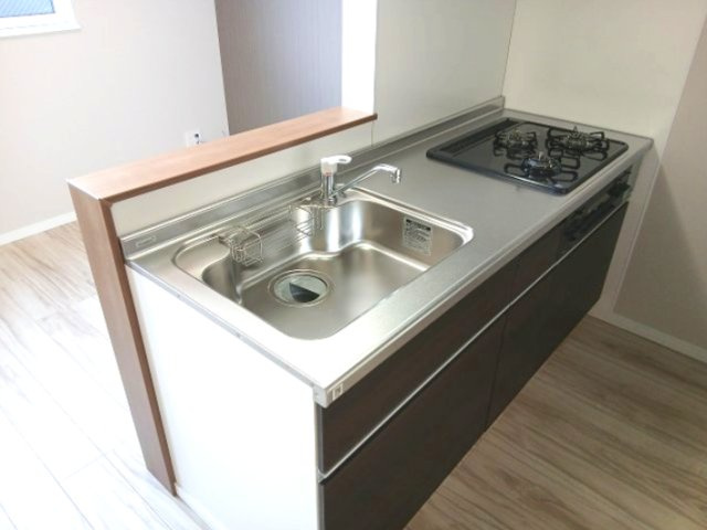 Pinot noir(ピノ・ノワール)のキッチン|建築中の写真です。