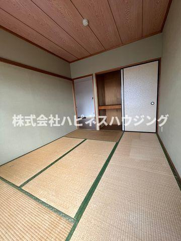 カームヤタ藤第1の和室