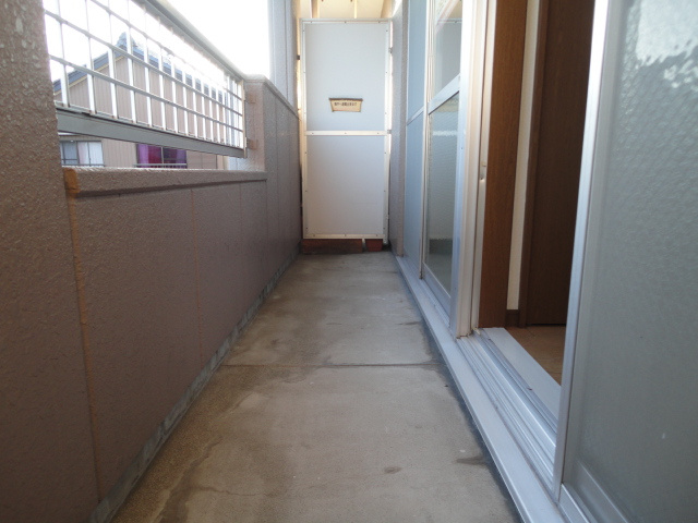 エスポアロイヤルのその他|ベランダ