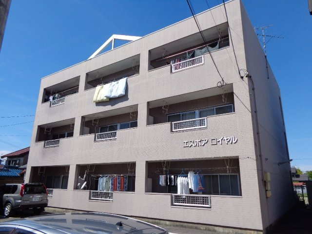 エスポアロイヤルの外観|外観写真（昼）