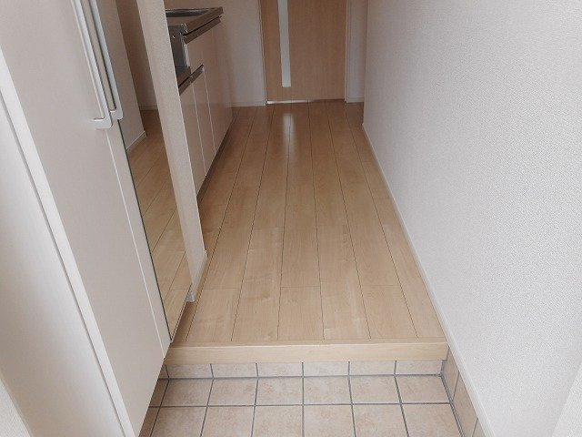 ファミール神郷　Ⅱの玄関