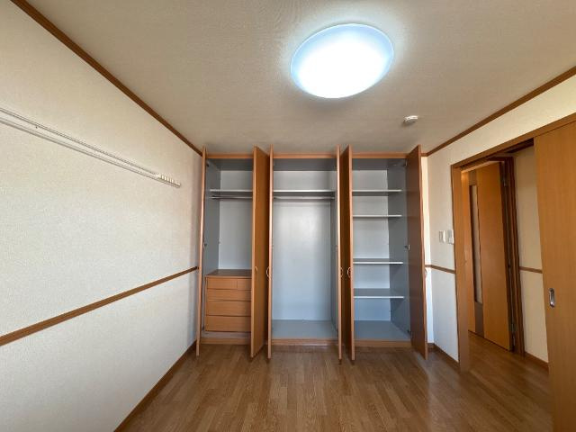 ハッピースタイルＢの内装|北洋間クローゼット