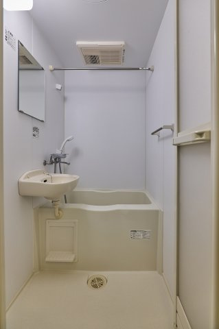 レオネクストケーズキューブ川名の浴室