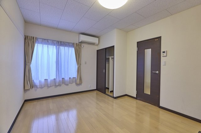 レオネクストケーズキューブ川名の居間・リビング