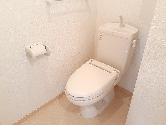 エクセントレア高畑南　弐番館のトイレ