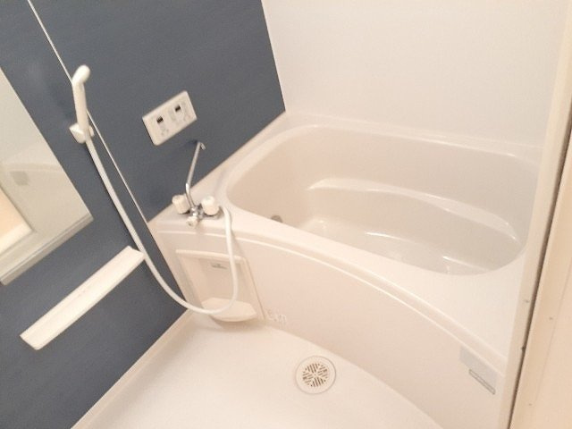 エクセントレア高畑南　弐番館の浴室