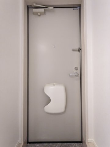 ハーモニーテラス十番Ⅳの玄関