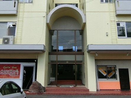 サンシャイン八城のエントランス