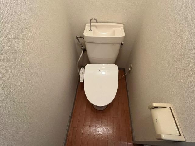 ハイツＬのトイレ|シャワー付トイレ