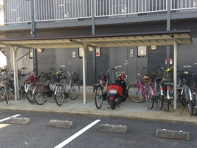 レオパレスＫＡＺＵのその他|駐輪場