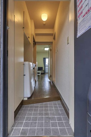 レオパレスＲＸ豊田梅坪の玄関