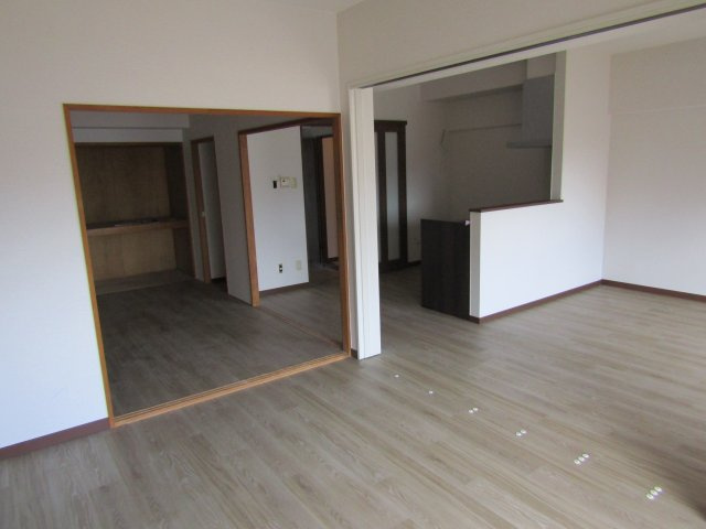 サクシードの居間・リビング