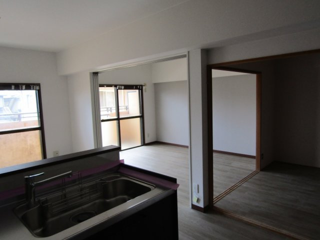 サクシードの居間・リビング