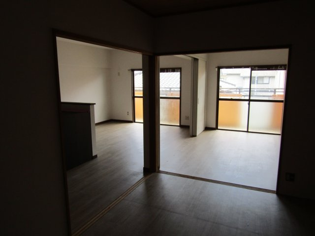 サクシードの居間・リビング