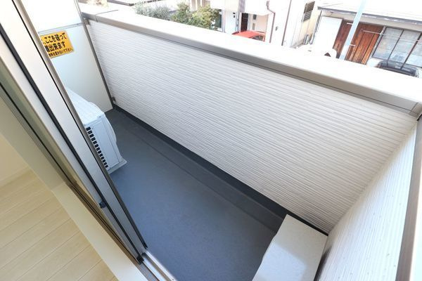 グレージュ梅丘のバルコニー