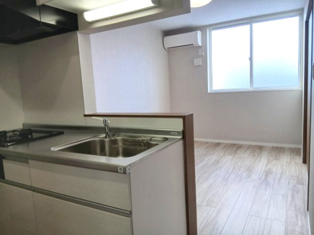 Pinot noir(ピノ・ノワール)の居間・リビング