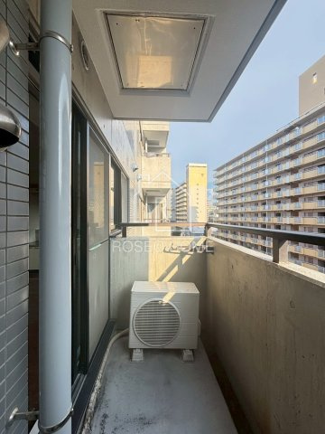 B-LIBER（ビーリベリ）のバルコニー|同マンション別部屋：参考写真