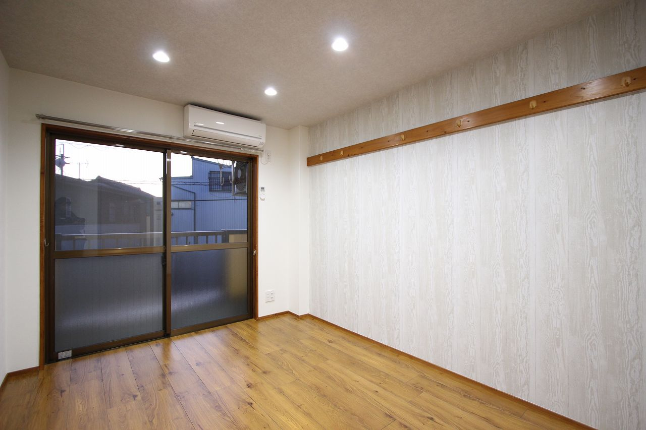 めぞん一刻館の洋室