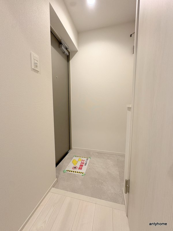 スプランディッド玉造　仲介手数料無料の玄関