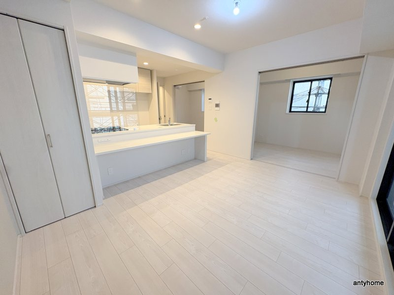 スプランディッド玉造　仲介手数料無料の洋室