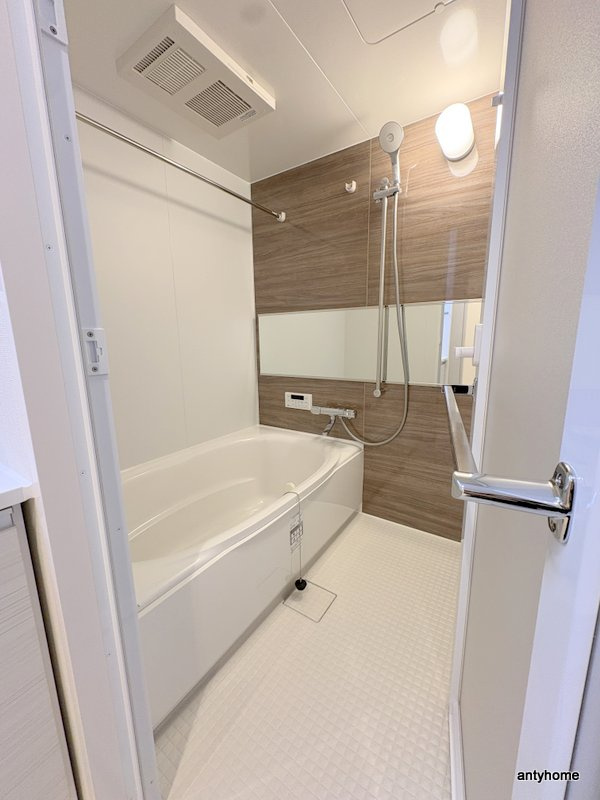 スプランディッド玉造　仲介手数料無料の浴室