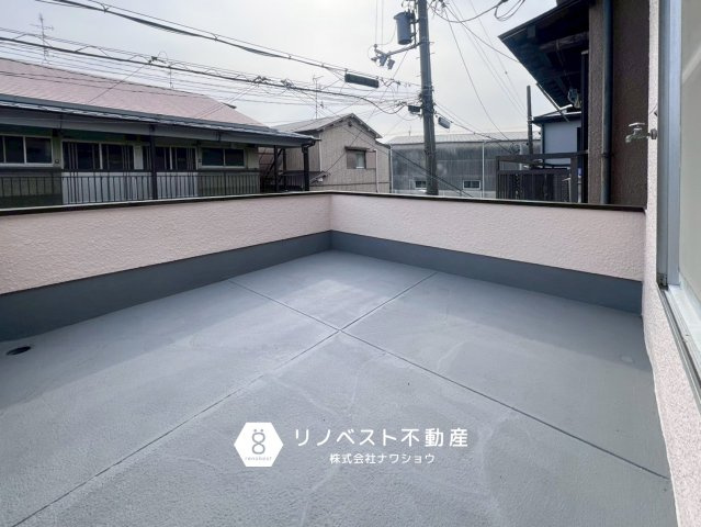 東大阪市東鴻池町4丁目のバルコニー|【リノベスト不動産】テナント（事業用）物件のご紹介も可能です。事務所移転・新規開業等お気軽にご相談ください♪
