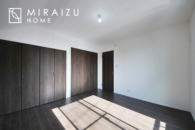 【前面道路含む現地写真】 | 前面道路☆運転が不安な方も安心な前面道路、きちんと幅員のある道路は女性にも安心です。整備されている道路は気持ちも良いですね♪