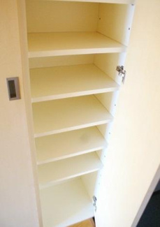 【玄関】 | サン・ロレンツ心斎橋東 | サン・ロレンツ心斎橋東　下駄箱