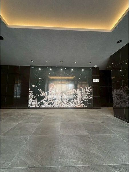 メイクスアート上前津Ⅵのロビー