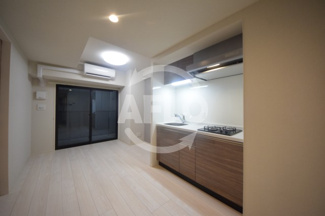 【居間・リビング】 | ローズコーポ堺筋本町 | ローズコーポ堺筋本町　リビング