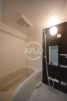 【浴室】 | ローズコーポ堺筋本町 | ローズコーポ堺筋本町　お風呂