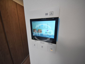 【セキュリティ】 | ルネフラッツ谷町四丁目 | ルネフラッツ谷町四丁目　TVモニター付きインターホン