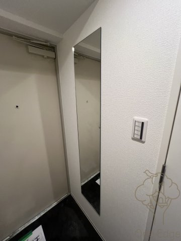 セレニテ十三ミラクの玄関