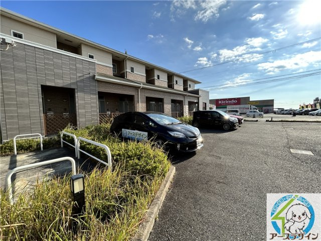 グランポン魚住の駐車場