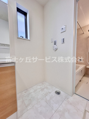 【ランドリースペース】 | 豊川市桜町2丁目 73期 新築一戸建て 3号棟 | 洗濯機置き場です