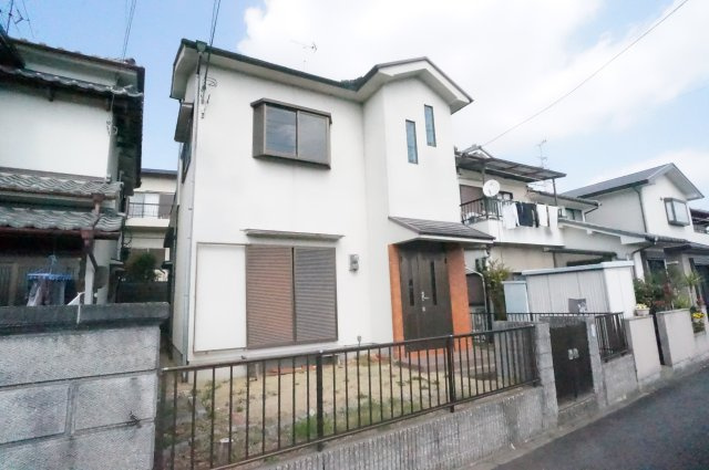 奈良市あやめ池北３丁目戸建