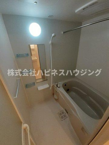 ラグーナＢの浴室