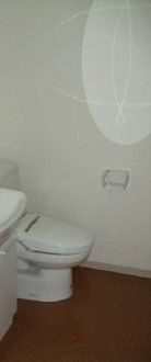 ホワイトベッセル-Nのトイレ