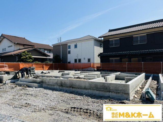 知多市八幡字荒古後　全3棟　2号棟の前面道路含む現地写真|R8.1.6撮影　24時間換気システム搭載♪