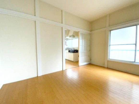 根岸コーポの内装