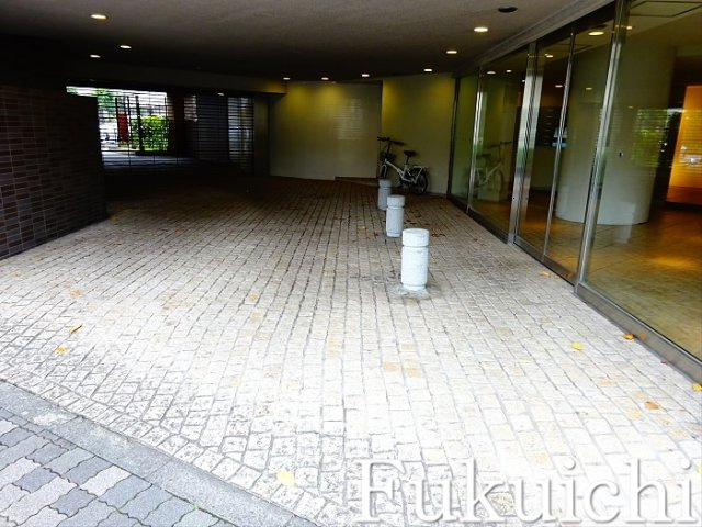 パシフィックレジデンス目黒本町のエントランス