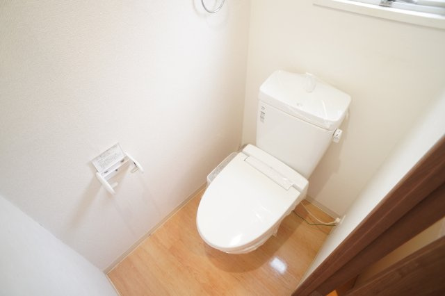 高木マンション２号のトイレ