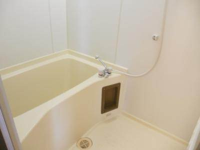 メゾンゼフィールの内装|浴室