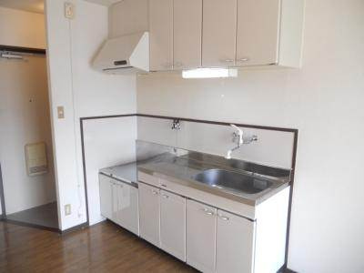 メゾンゼフィールの内装|キッチン