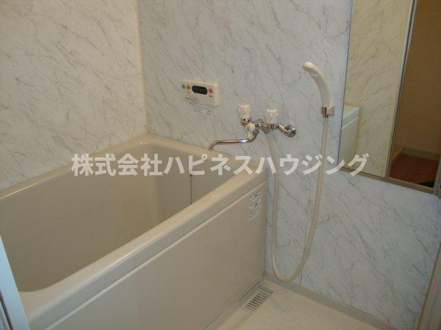 コンフォースⅢの浴室|バス