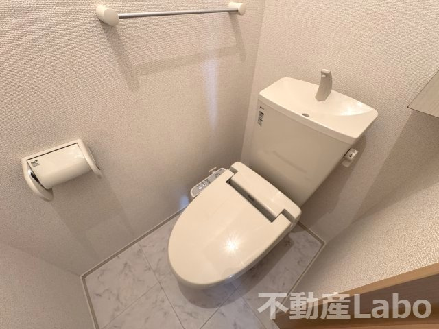 徳島市八万町柿谷のアパートのトイレ